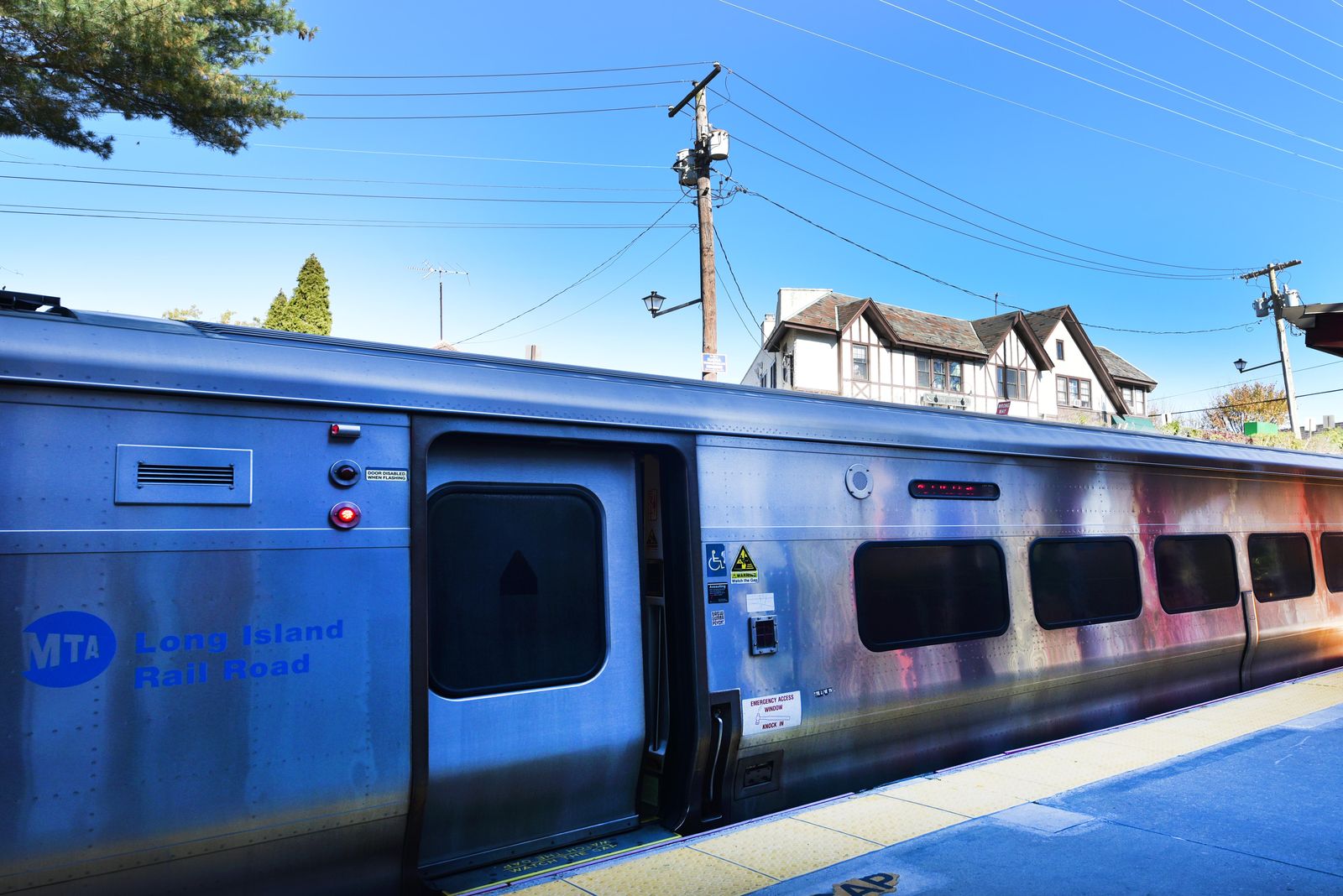 4 - manhasset